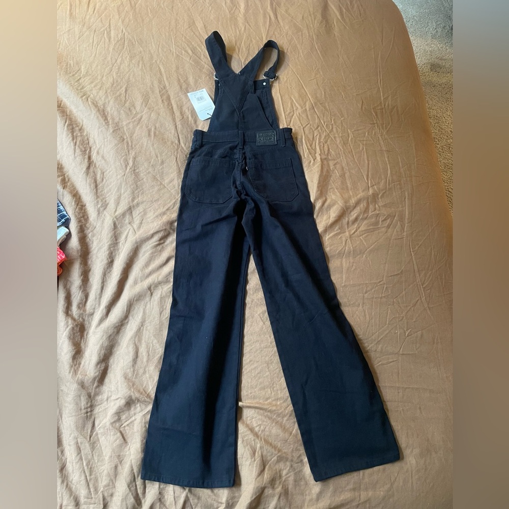 NWT Levi's Women's Black Denim Overalls - Picture 4 of 5